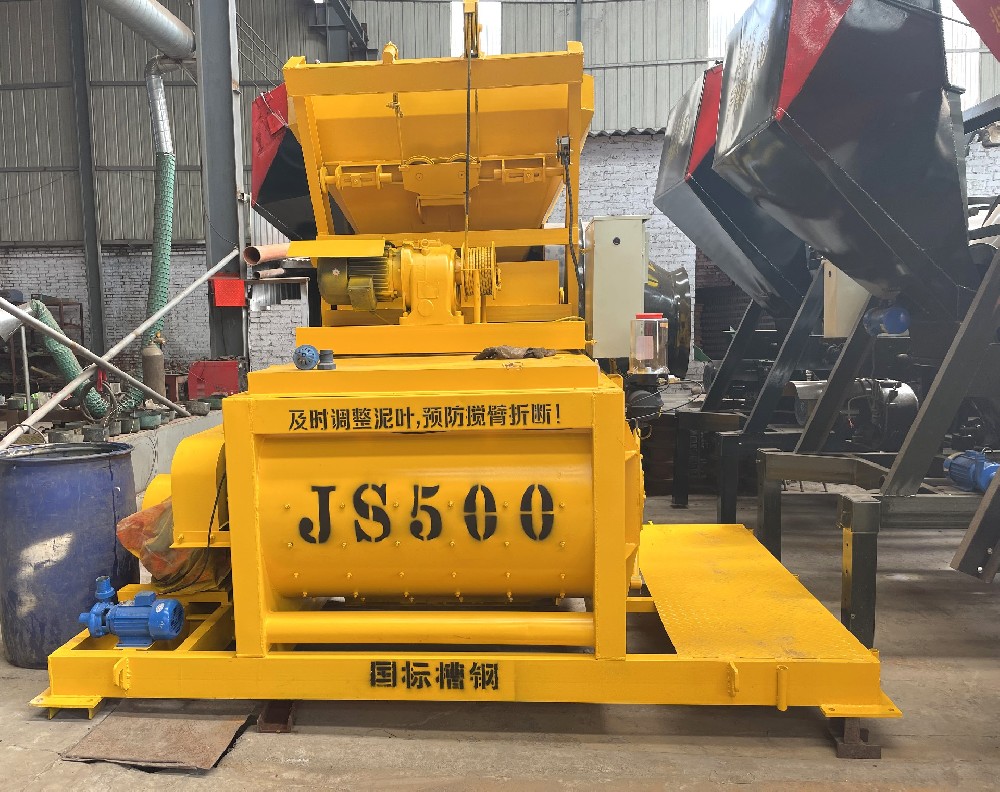 The price of cement concrete mixer is uneven, how to choose?